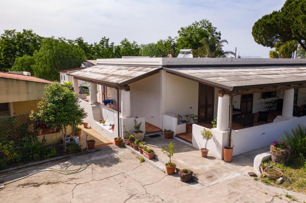Maria Tindara "La Locanda" Vulcano  Exterior foto